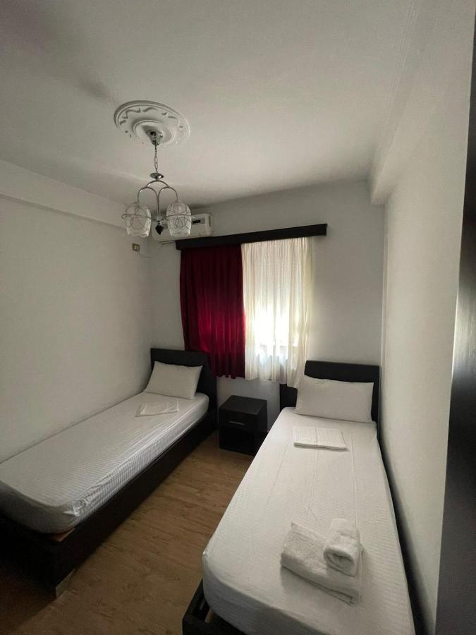 Centre Hotel Berat Eksteriør billede