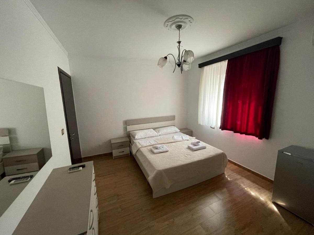 Centre Hotel Berat Eksteriør billede